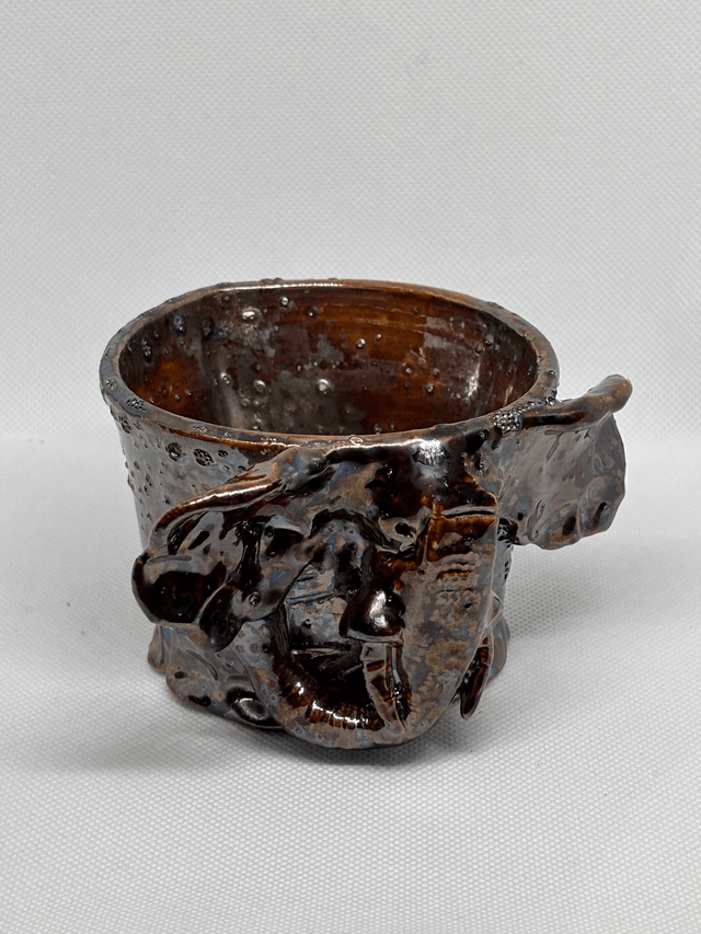 ELEPHANT JUG OR MUG