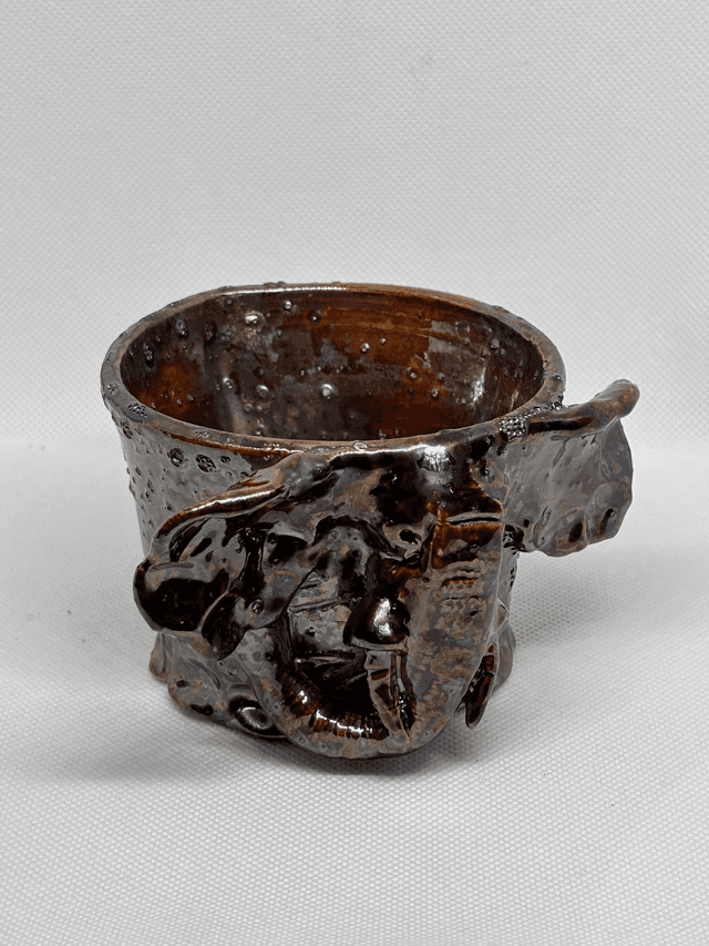 ELEPHANT JUG OR MUG
